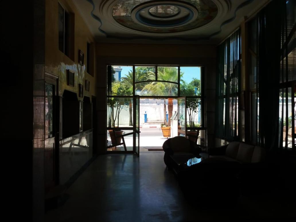 Hotel Choumis Haj Messaoud Larache Kültér fotó